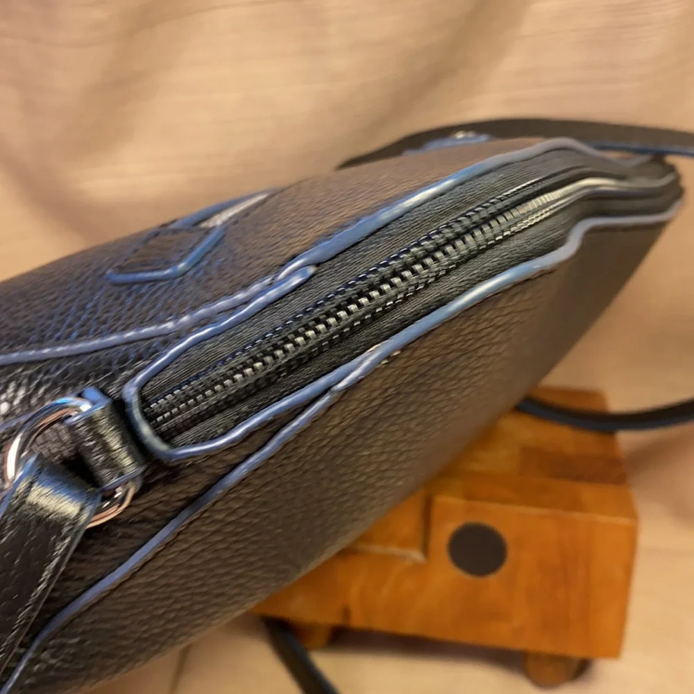 LODIS leather shoulder/crossbody bag hardly used